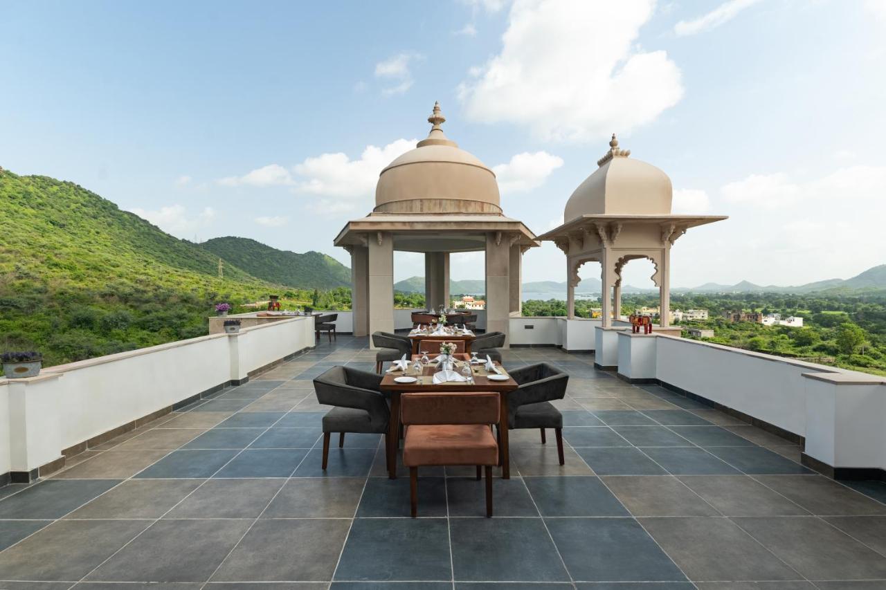 Traavista Aravali Mahal Hotel Udaipur Exterior photo